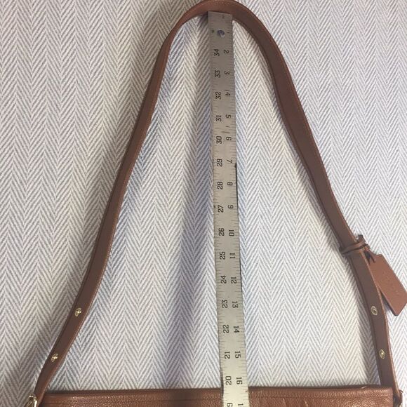Coach Classic Shoulder BAG with Dust Bag, Brown Pebbled leather Adjustable strap - Picture 10 of 16